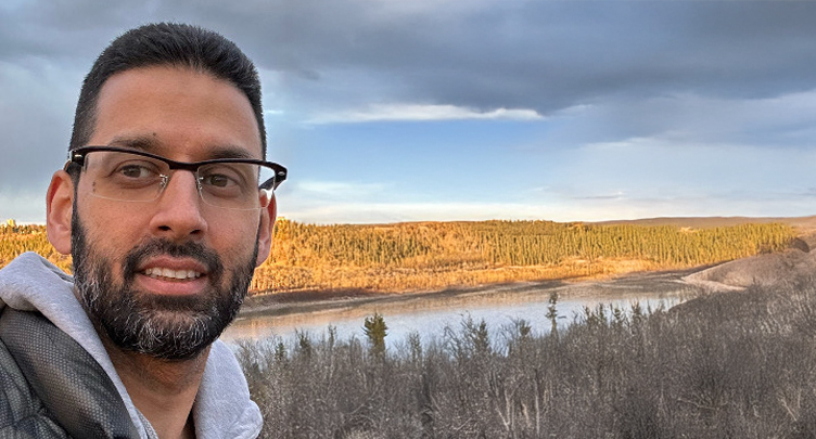 Dr.-Omair-Vicaruddin
